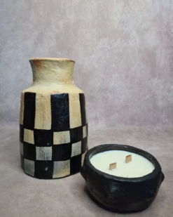 bougie parfumée artisanale en terre cuite de Sejnane et vase en céramique artisanale - fait main en poterie de Sejnane