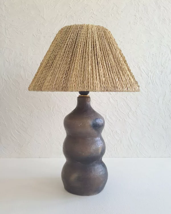 CIARA – Lampe artisanale- Céramique et fibres naturelles – Artisanat Tunisien