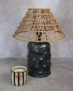 Lampe Raya en terre cuite de Sejnane