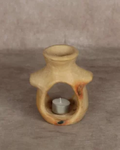brule parfum en céramique beige - fait main en terre cuite de Sejnane - vue de face
