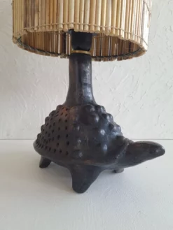 lampe tortue en terre cuite naturelle noire - lampe design