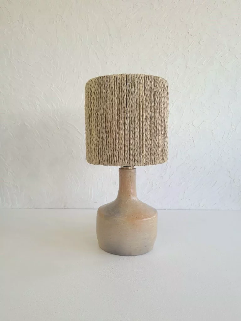Lampe en terre cuite beige - céramique de Sejnane - lampe design design épuré