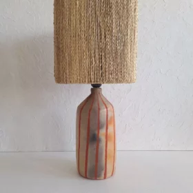Détail 2, Lampe de chevet céramique artisanale – MIRA | Terre cuite & abat-jour naturel Anaspika