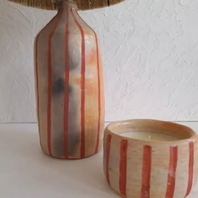 Détail 4, Lampe de chevet céramique artisanale – MIRA | Terre cuite & abat-jour naturel Anaspika