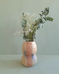 Vase NARA – céramique artisanale de Sejnane – pigments naturels – forme organique – objet déco fait main