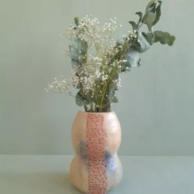 Détail 1, Vase poterie artisanale motifs berbères – NARA | Sejnane fait main Anaspika
